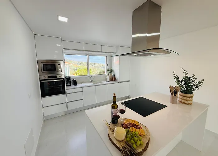 Atlantic View فيلة